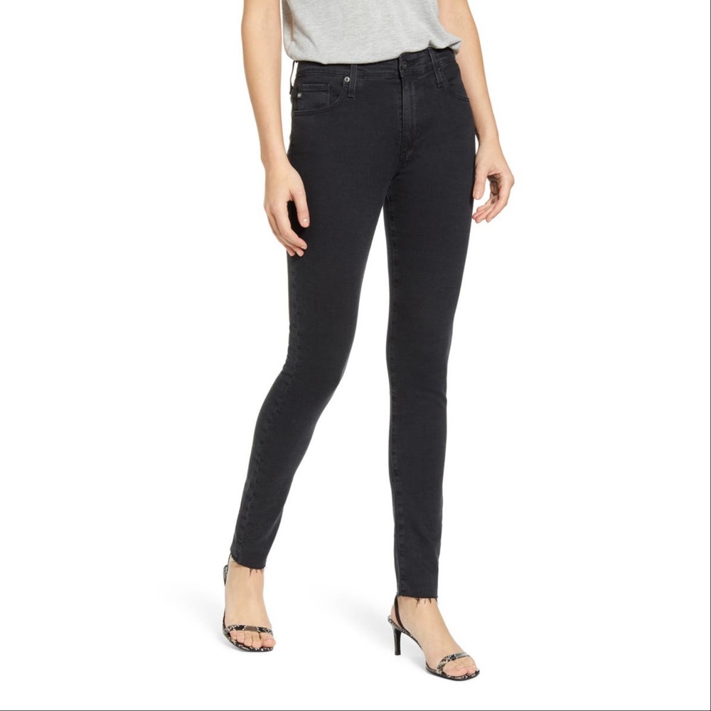 Nwot AG Farrah high rise ankle